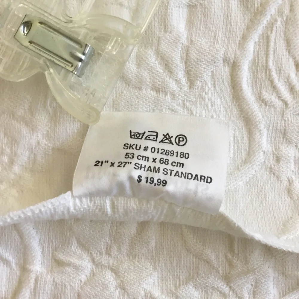 Pier 1 Imports Matelasse Pillow Shams Size Standard 2